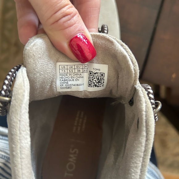 Tom’s Beige Wedge Lace Up Bootie - Picture 6 of 7